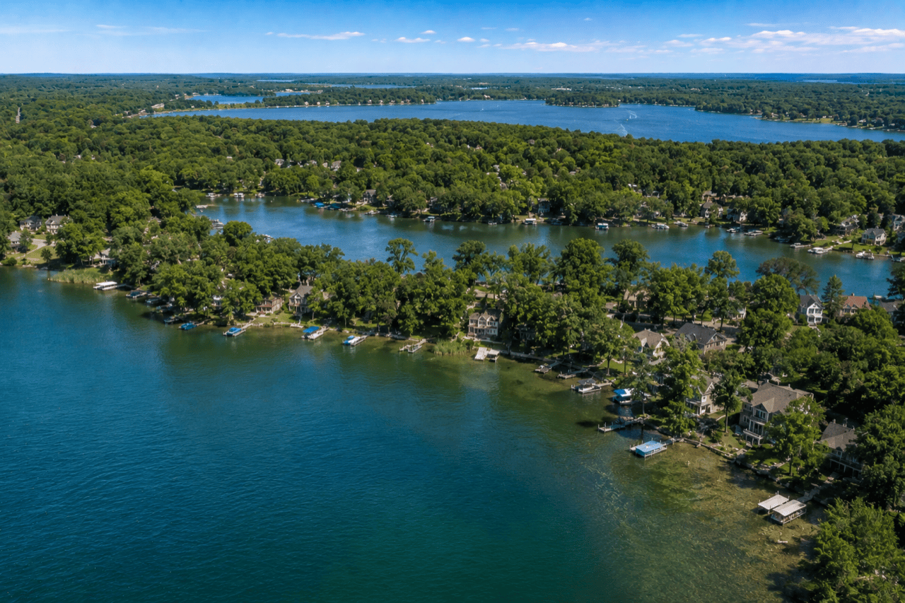 Salem Lakes WI real estate — homes for sale on Silver Lake and Powers Lake in Kenosha County